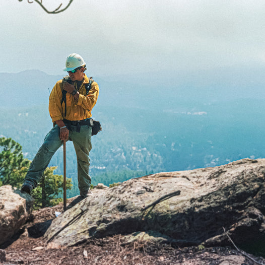 How to choosing the right two-way radio for Wildland Firefighters?