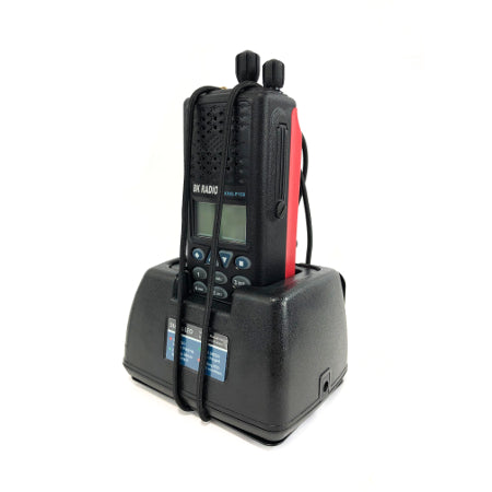 CHKNGVC9R1BE Vehicle Charger, Rapid Rate, Quad-Chemistry, Equivalent to KAA0355P for KNG P Series Radios with radio shown charging